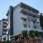 Gold Butik 3* מרמריס
