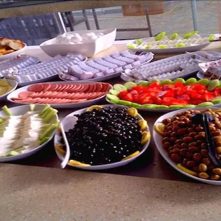 ホテル Gold Butik マルマリス