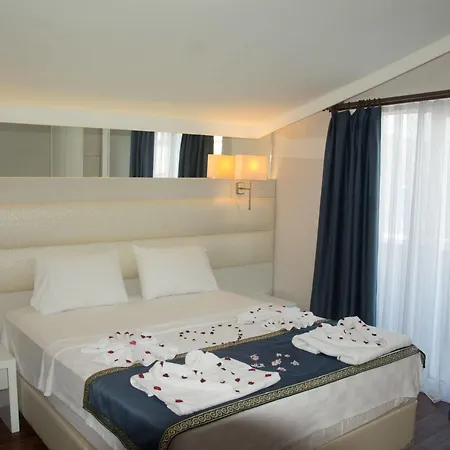 Hotel Gold Butik 3*