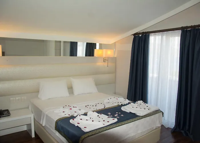 Hotel Gold Butik 3*