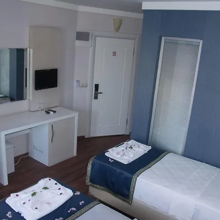 Gold Butik Hotell 3*