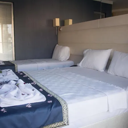 Hotell Gold Butik 3*