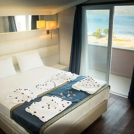 Gold Butik Hotell 3*