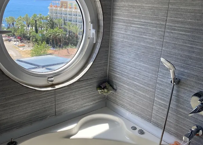 Gold Butik فندق 3*